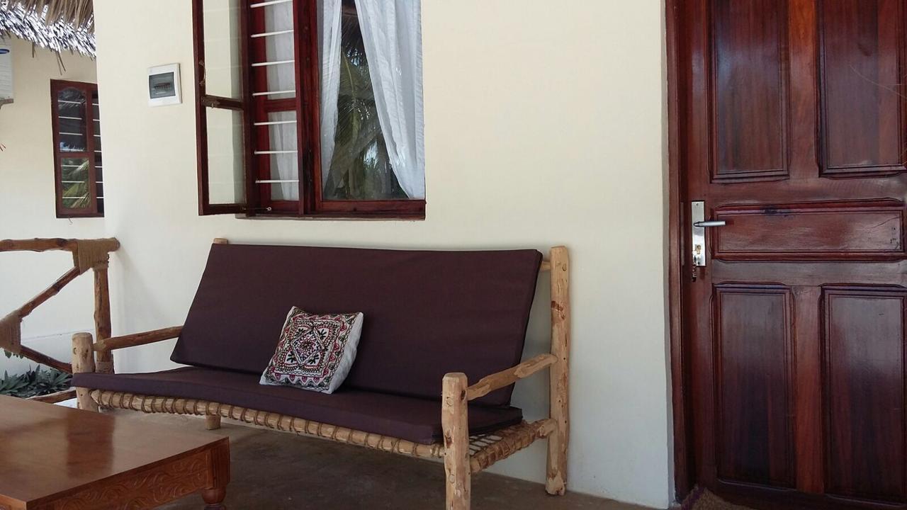 Emma Bay House Hotel 2*